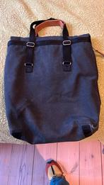 Blauwe Qwstion Flap Tote Medium, Sieraden, Tassen en Uiterlijk, Tassen | Damestassen, Ophalen of Verzenden, Zo goed als nieuw