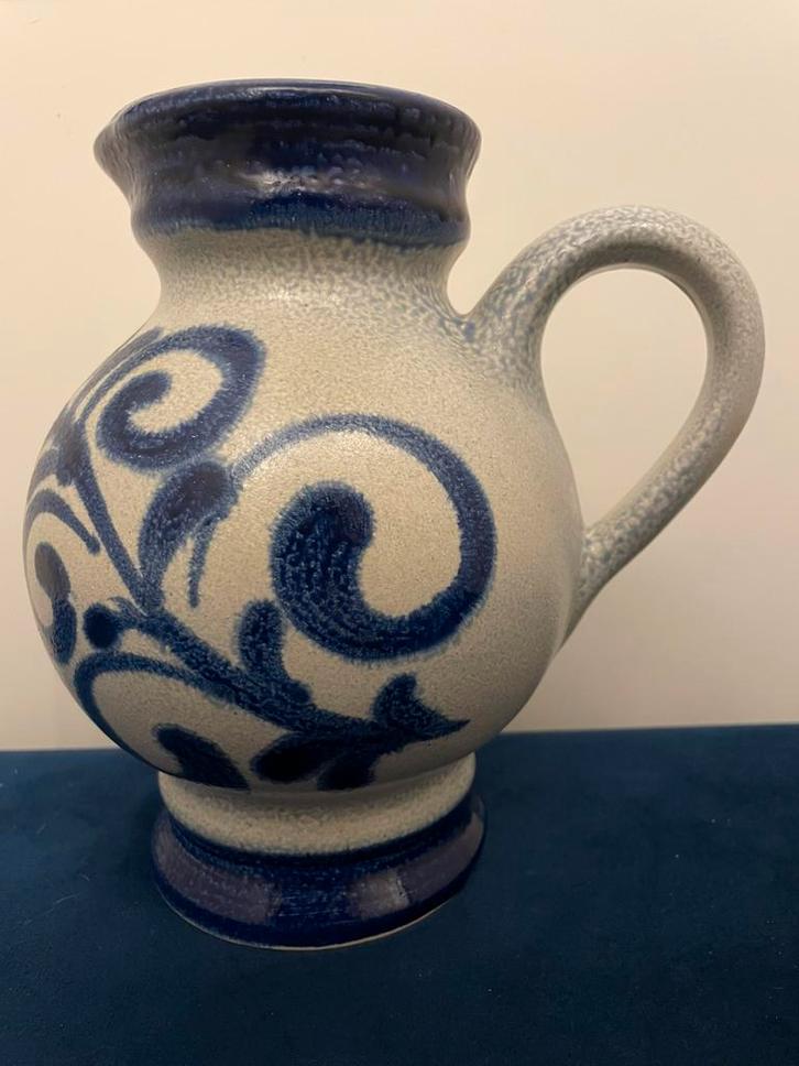 Knödgen Keramikfabrik | aardewerk schenkkan | 1950-1999, Antiek en Kunst, Antiek | Keramiek en Aardewerk, Ophalen of Verzenden