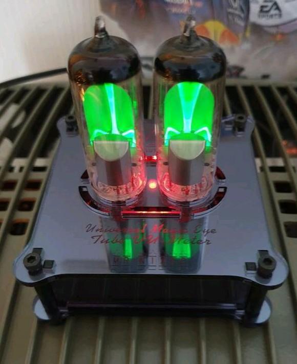 Universal magic eye tube Vu meter stereo EM80 EM81, Antiek en Kunst, Antiek | Tv's en Audio, Ophalen of Verzenden