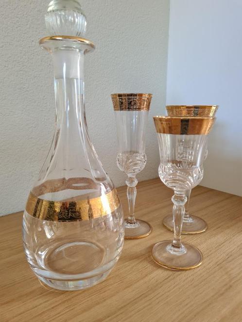 18 delig Italiaans kristallen / gouden wijnglazen Empoli, Verzamelen, Glas en Borrelglaasjes, Zo goed als nieuw, Overige typen