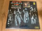Mamas & the Papas Monday Monday the best of, Ophalen of Verzenden, Zo goed als nieuw, 12 inch, Poprock