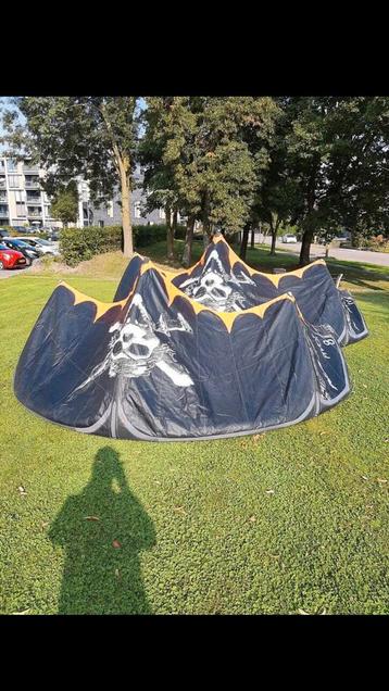 Naish Pivot 11m kite only 11 meter 2021 LE limited edetion beschikbaar voor biedingen