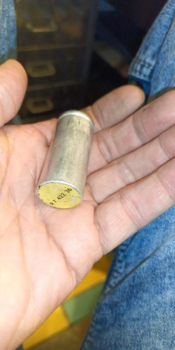 Vintage Buis/Tube - Jaren 50/60 - Onbekend beschikbaar voor biedingen