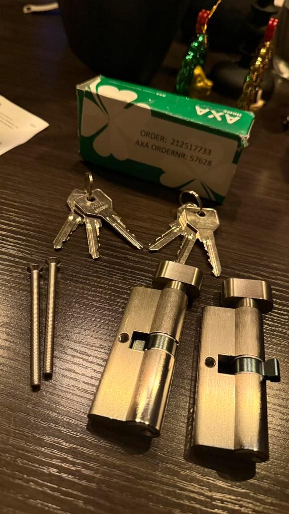 Cilindersloten AXA, Doe-het-zelf en Verbouw, Hang- en Sluitwerk, Zo goed als nieuw, Slot, Rvs, Ophalen of Verzenden