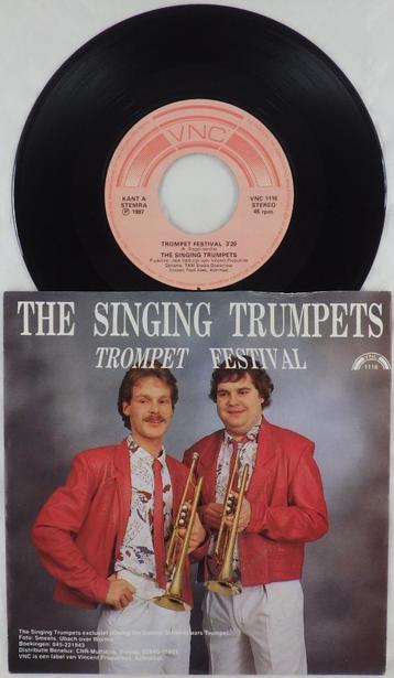 VINYL SINGLE THE SINGING TRUMPETS – TROMPET FESTIVAL beschikbaar voor biedingen