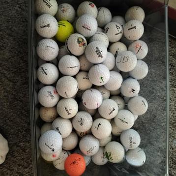 50 gebruikte golfballen van diverse merken te koop  beschikbaar voor biedingen