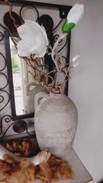 Stoere kruik met takken en kunst magnolia, Minder dan 50 cm, Ophalen of Verzenden, Zo goed als nieuw, Overige kleuren