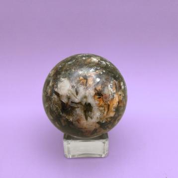 Groene lepidoliet bol – 363 gram – 6 cm – zilvere mica-glans beschikbaar voor biedingen