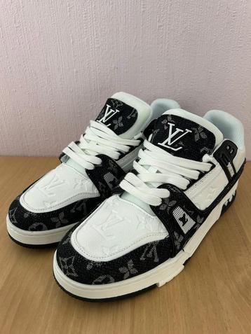 Louis Vuitton Trainers - Topconditie! beschikbaar voor biedingen