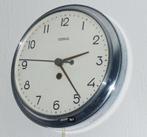 Authentieke klok Hilbink, +- 1950, elektrisch, en PTT klok??, Ophalen of Verzenden, Gebruikt, Analoog, Wandklok