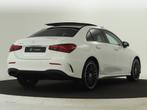 Mercedes-Benz A-Klasse 250 e Business Solution AMG | AMG Lin, Auto's, Mercedes-Benz, 1610 kg, Zwart, 4 cilinders, Alcantara