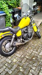 Motor Yamaha chopper, 700 cc, Cardan-aandrijving, 4 cilinders, Chopper