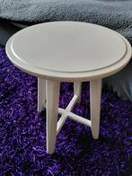 Ikea Kragsta bijzettafeltje., Huis en Inrichting, Tafels | Bijzettafels, Minder dan 55 cm, Rond, Zo goed als nieuw, Ophalen