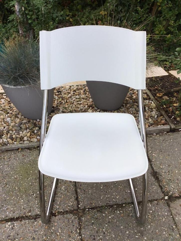 Leren Eetkamerstoel ( 2 stuks), Effezeta, Italië, Huis en Inrichting, Stoelen, Gebruikt, Twee, Wit, Ophalen