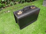 attache koffer, pilotenkoffer, aktetas, aktenkoffer, Ophalen of Verzenden, Zo goed als nieuw, Minder dan 35 cm, Minder dan 50 cm