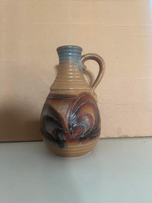 Vintage West Germany vaas 531-30 met reliëfdecor, Antiek en Kunst, Antiek | Vazen, Ophalen