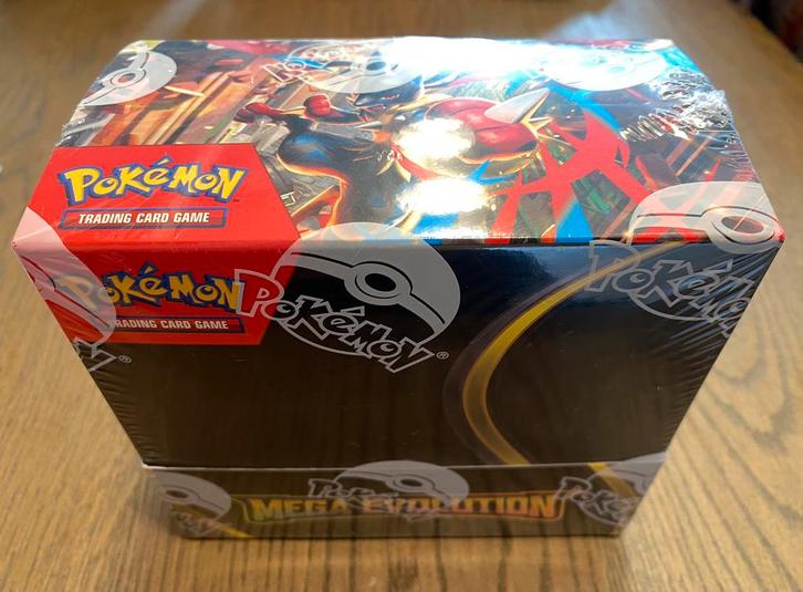Pokémon Mega Evolution booster box, Hobby en Vrije tijd, Verzamelkaartspellen | Pokémon, Nieuw, Boosterbox, Ophalen