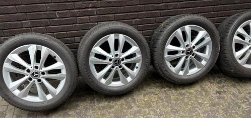 Winterbanden Mercedes C klasse W205 - S205, Auto-onderdelen, Banden en Velgen, Banden en Velgen, Winterbanden, 17 inch, 225 mm