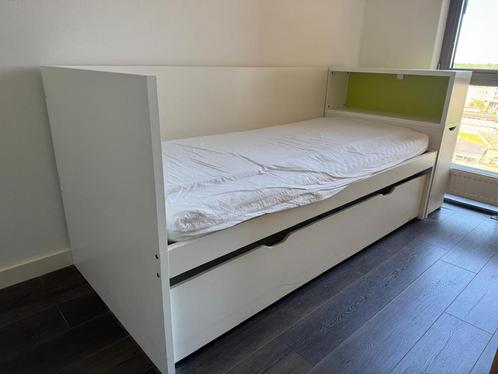 Gratis IKEA Bedbank, uitschuif bed en kastje Gratis, Huis en Inrichting, Slaapkamer | Bedden, Zo goed als nieuw, Eenpersoons, 200 cm