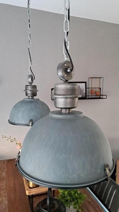 2 x Steinhauer hanglamp Bikkel grijs. Industriële hanglamp, Huis en Inrichting, Lampen | Hanglampen, Zo goed als nieuw, Minder dan 50 cm