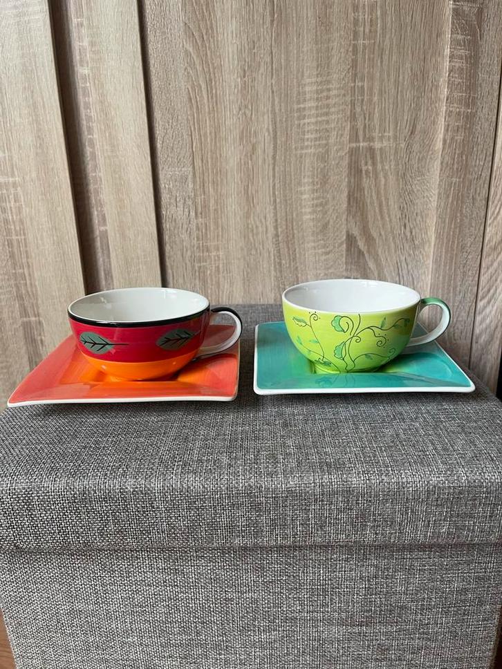 2 Cha Cult Kopjes met Vierkante Schotels, Huis en Inrichting, Keuken | Servies, Gebruikt, Kop(pen) en/of Schotel(s), Overige stijlen