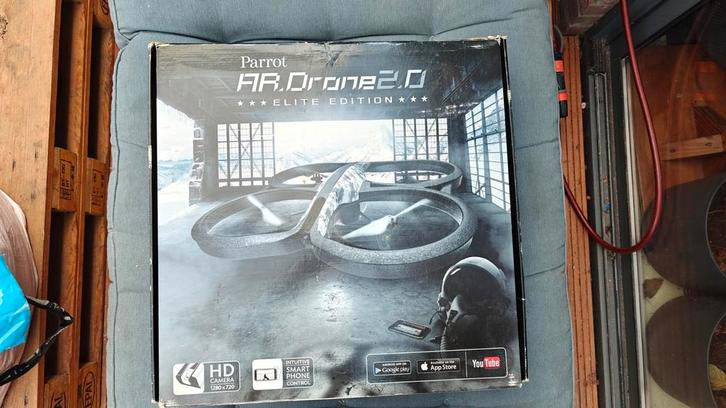 Parrot AR.Drone 2.0 Elite Edition, Audio, Tv en Foto, Drones, Gebruikt, Drone met camera, Ophalen of Verzenden