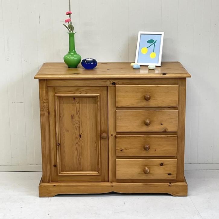 Oud massief grenen buffetje dressoir ladekast brocante hout, Huis en Inrichting, Kasten | Ladekasten, Gebruikt, Minder dan 100 cm