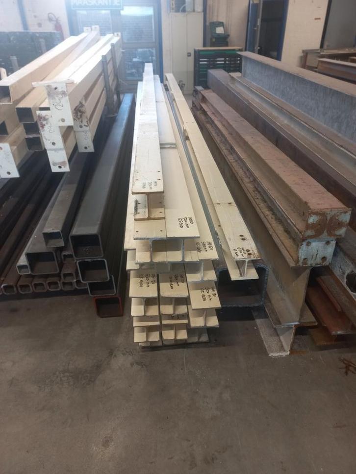 Stalen balken / ijzeren balken / hea 120, Doe-het-zelf en Verbouw, Metalen, Zo goed als nieuw, IJzer, Ophalen