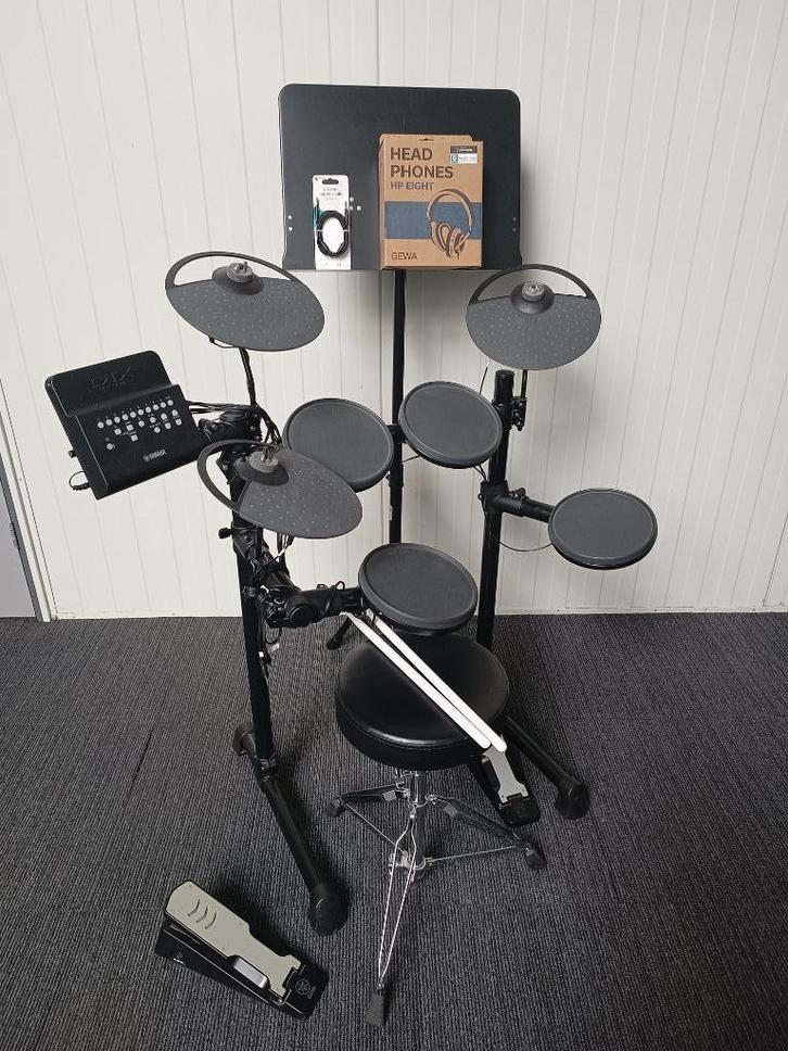 Verhuur elektronisch drumstel Yamaha met drumles, Muziek en Instrumenten, Drumstellen en Slagwerk, Yamaha, Elektronisch, Ophalen of Verzenden