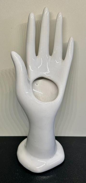 Mannequin hand 70’s keramiek beschikbaar voor biedingen