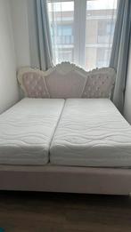 Prinses Bedframe ( met box springs op voorkeur ), Huis en Inrichting, Ophalen, Gebruikt, Overige kleuren, Prinses