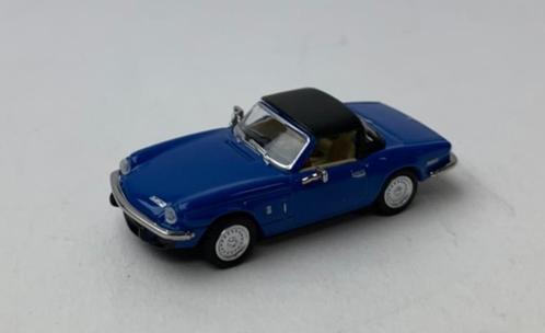 Jsn Brekina 1:87 Triumph Spitfire Cabrio gesloten 1974 blauw, Hobby en Vrije tijd, Modelauto's | 1:87, Nieuw, Auto, Brekina, Ophalen of Verzenden