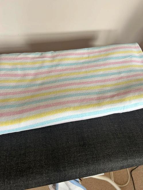 Klein vintage flanellen laken 100% katoen, Huis en Inrichting, Slaapkamer | Beddengoed, Zo goed als nieuw, Overige typen, Overige maten