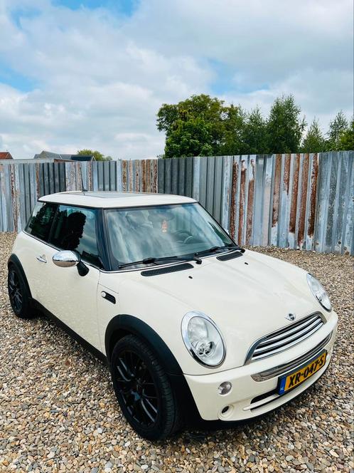 Mini 1.6 16V ONE 2007 Wit Panoramadak Airco Leer stoelverwar, Auto's, Mini, Bedrijf, ABS, Airbags, Airconditioning, Boordcomputer