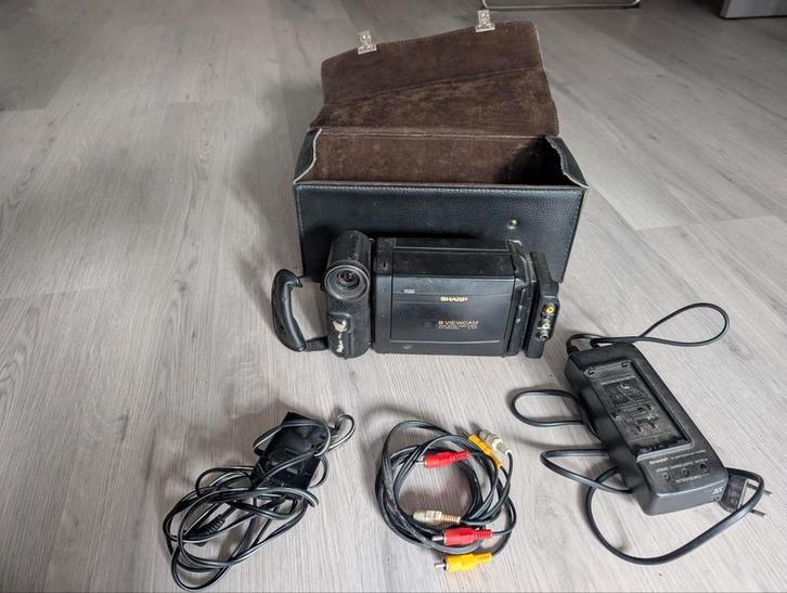 Sharp VL-E40 VHS Videocamera - Vintage!, Audio, Tv en Foto, Videocamera's Analoog, Camera, VHS of SVHS, Ophalen of Verzenden