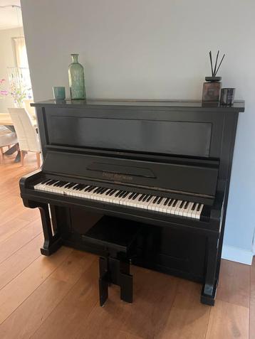 Piano - Zwart Ernst Hartmann 150x67x130 beschikbaar voor biedingen