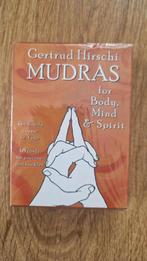 Mudra's kaarten - Gertrud Hirschi (Engelstalig)
NIEUW, Ophalen of Verzenden, Nieuw, Tarot of Kaarten leggen, Overige typen
