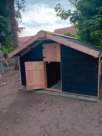 Schapen- geitenstal douglas op maat beschikbaar voor biedingen