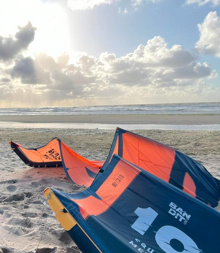 F-One Bandit kite XIV 10 meter 2021, Watersport en Boten, Kitesurfen, Gebruikt, Kite, 10 m², Geen board, Ophalen