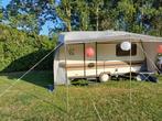 Oerdegelijke Knaus caravan –oldtimer met karakter! type 8103, Caravans en Kamperen, Caravans, Vast bed, Kleine zit, Particulier