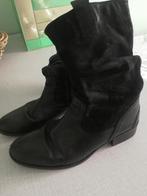 Zwart leren hush puppies laarsjes mt 40, Ophalen of Verzenden, Gedragen, Zwart