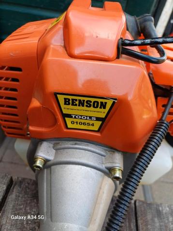 Benson Bosmaaier Benzine beschikbaar voor biedingen