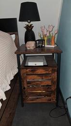 Mooi bed met 2 nachtkastjes, Ophalen, Zo goed als nieuw, Tweepersoons, Hout