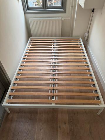 IKEA VEVELSTAD bed – 140x200 - afbeelding 1