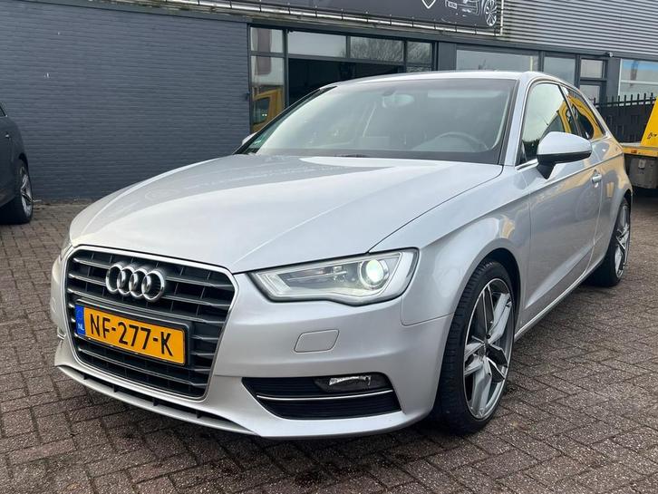 Audi A3 1.6 TDI Ambition S-Line Sport / Led pakket / Bose /, Auto's, Audi, Bedrijf, Te koop, A3, ABS, Airbags, Airconditioning