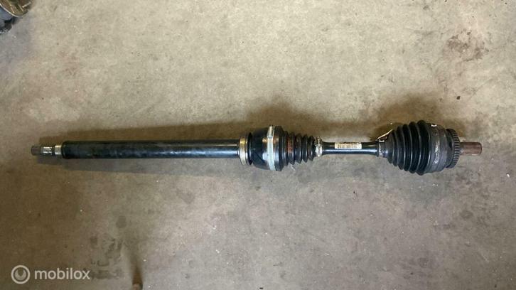 Aandrijfas rechtsvoor Volvo C70 Convertible I ('99-'05), Auto-onderdelen, Remmen en Aandrijving, Gebruikt, Ophalen of Verzenden