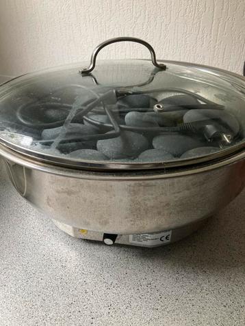 Hotstone massagepan beschikbaar voor biedingen