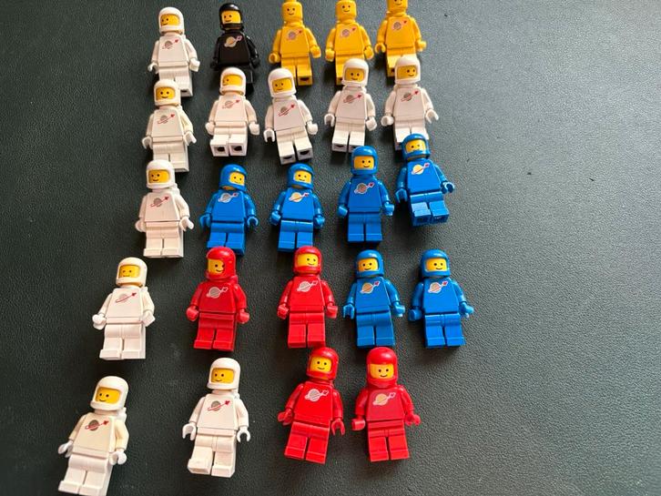 Partij lego classic space poppetjes, Kinderen en Baby's, Speelgoed | Duplo en Lego, Zo goed als nieuw, Ophalen of Verzenden