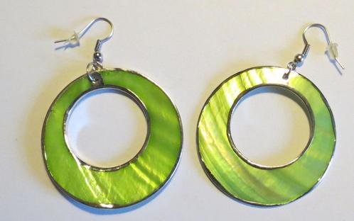 mooi ronde zilverkleurige oorbellen met groene inlay, Sieraden, Tassen en Uiterlijk, Oorbellen, Nieuw, Hangers, Overige materialen