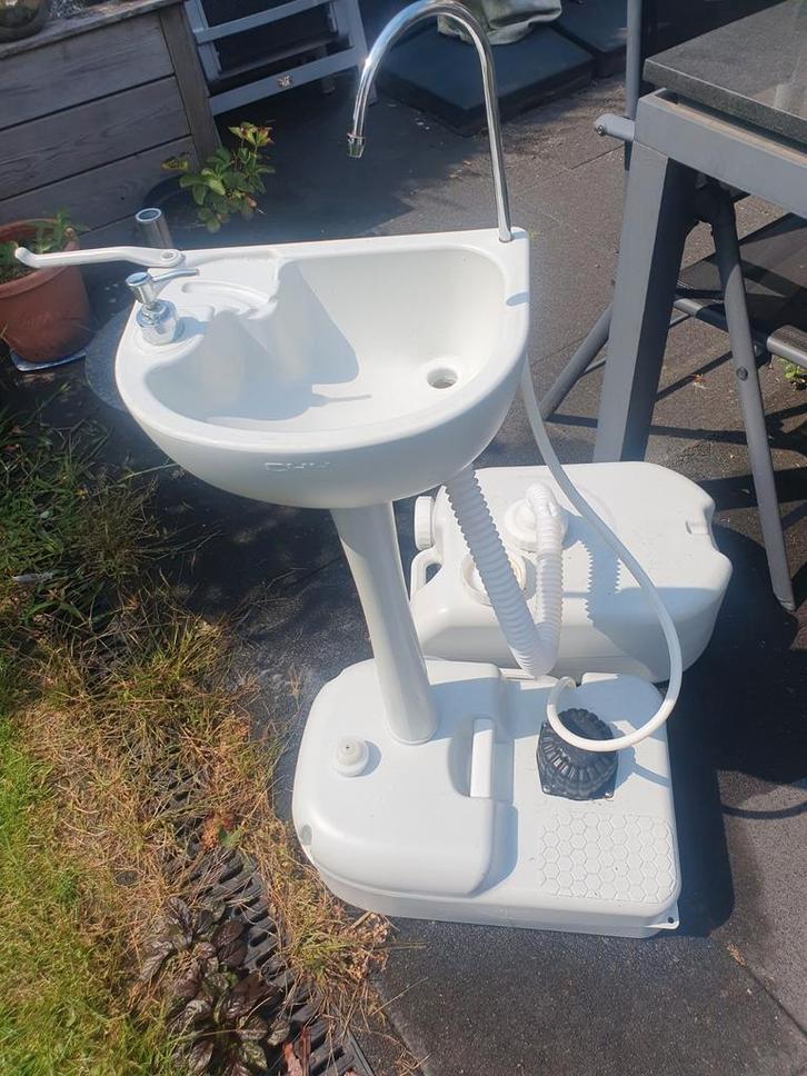 Zelfbouw camper Offgrid Wastafel wasbak met stromend water., Caravans en Kamperen, Camper-accessoires, Zo goed als nieuw, Ophalen of Verzenden